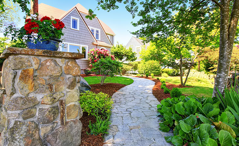 Stone-Walkway-Contractor-in-Branford-CT-Bespoke-Stone-Walkways